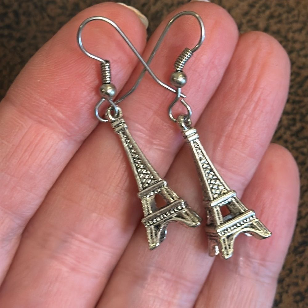 EIFFEL TOWER EARRINGS DANGLE COLUMN PIERCED UNIQUE WORLD FRENCH TRAVELER MINI - Picture 9 of 9